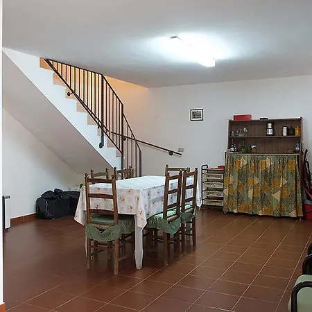 Country Pool M134 * Martano